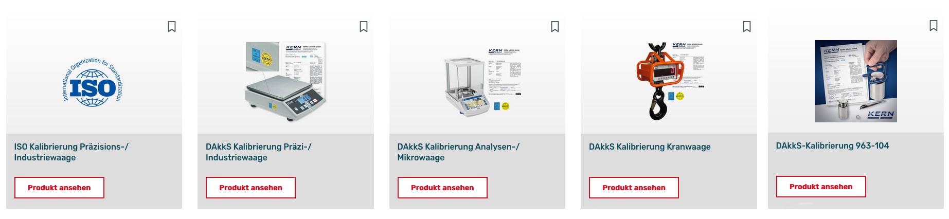 Fünf Produkte zur DAkkS-Kalibrierung: ISO-Waage, Präzisionswaage mit Dokument, Mikrowaage mit Zertifikat, Kranwaage in Orange, Gewichtset mit Zertifikat. Buttons: 'Produkt ansehen'.